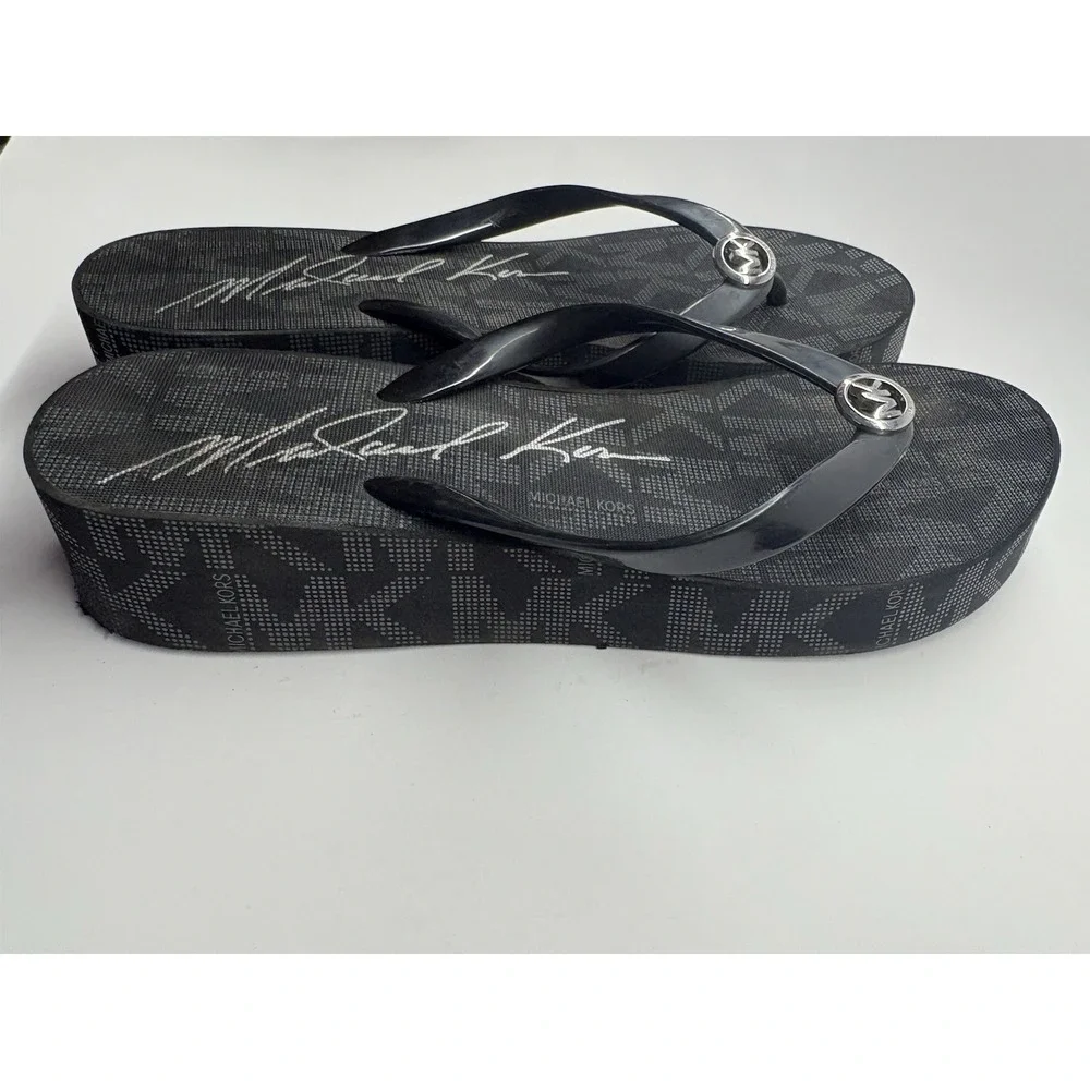Michael Kors Bedford Platform Flip Flop Women 7 Black Jet Set Signature Low Heel